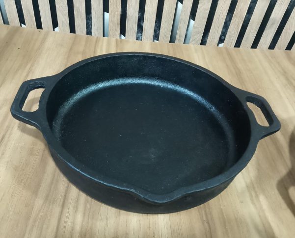 Cast iron multipan